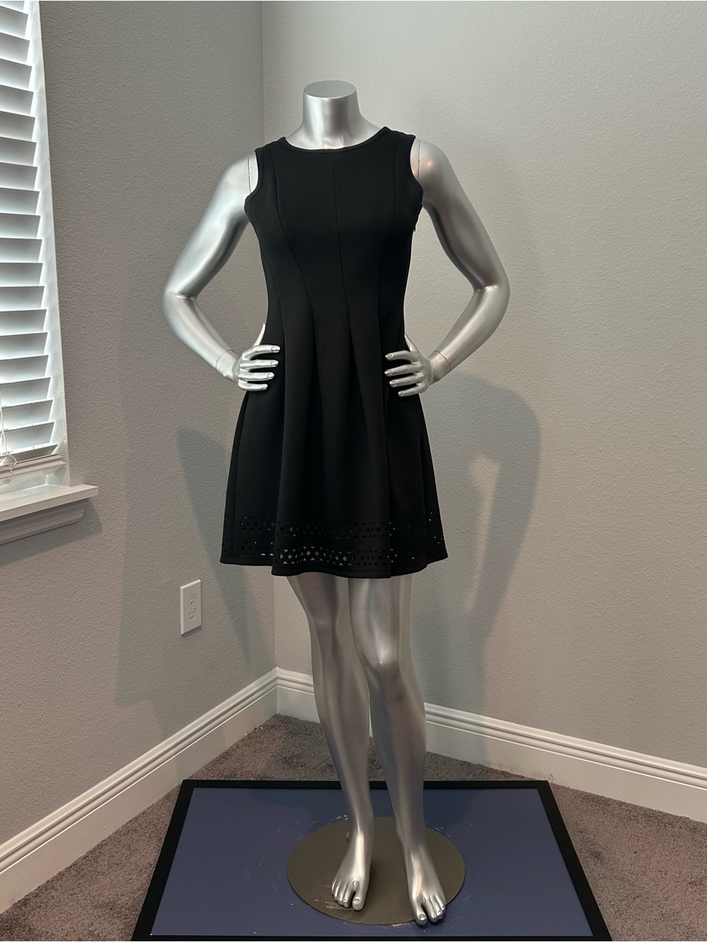 Ann Taylor Black Sleeveless Fit-and-Flare Mini Dress